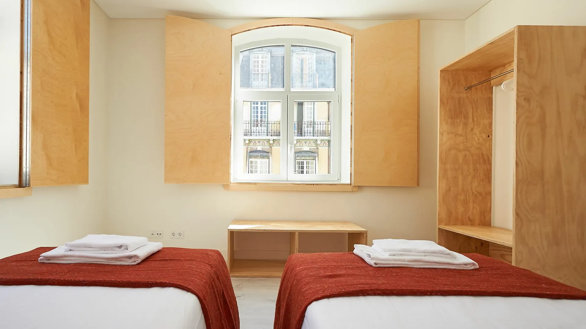 Hello Lisbon Baixa Original Apartments